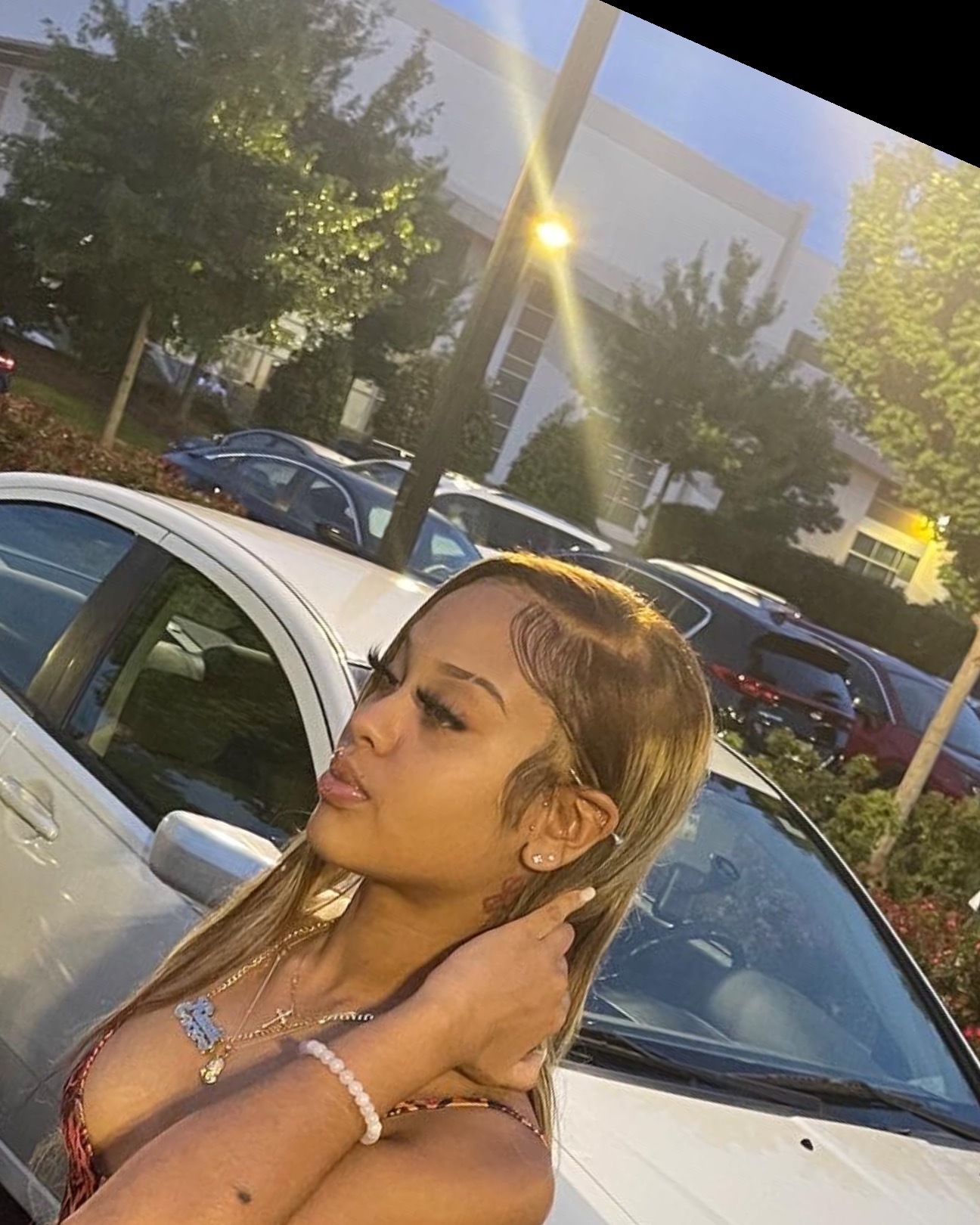 alandamiri OnlyFans custom content