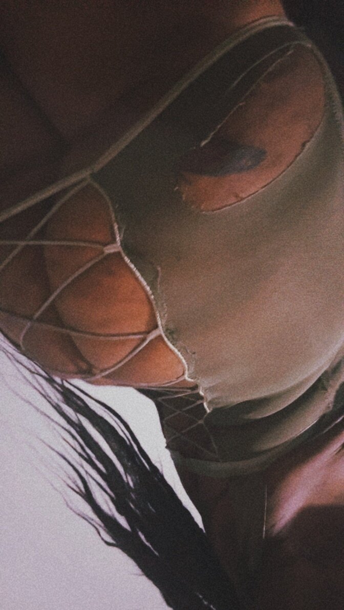 nude carlapatrise streamer