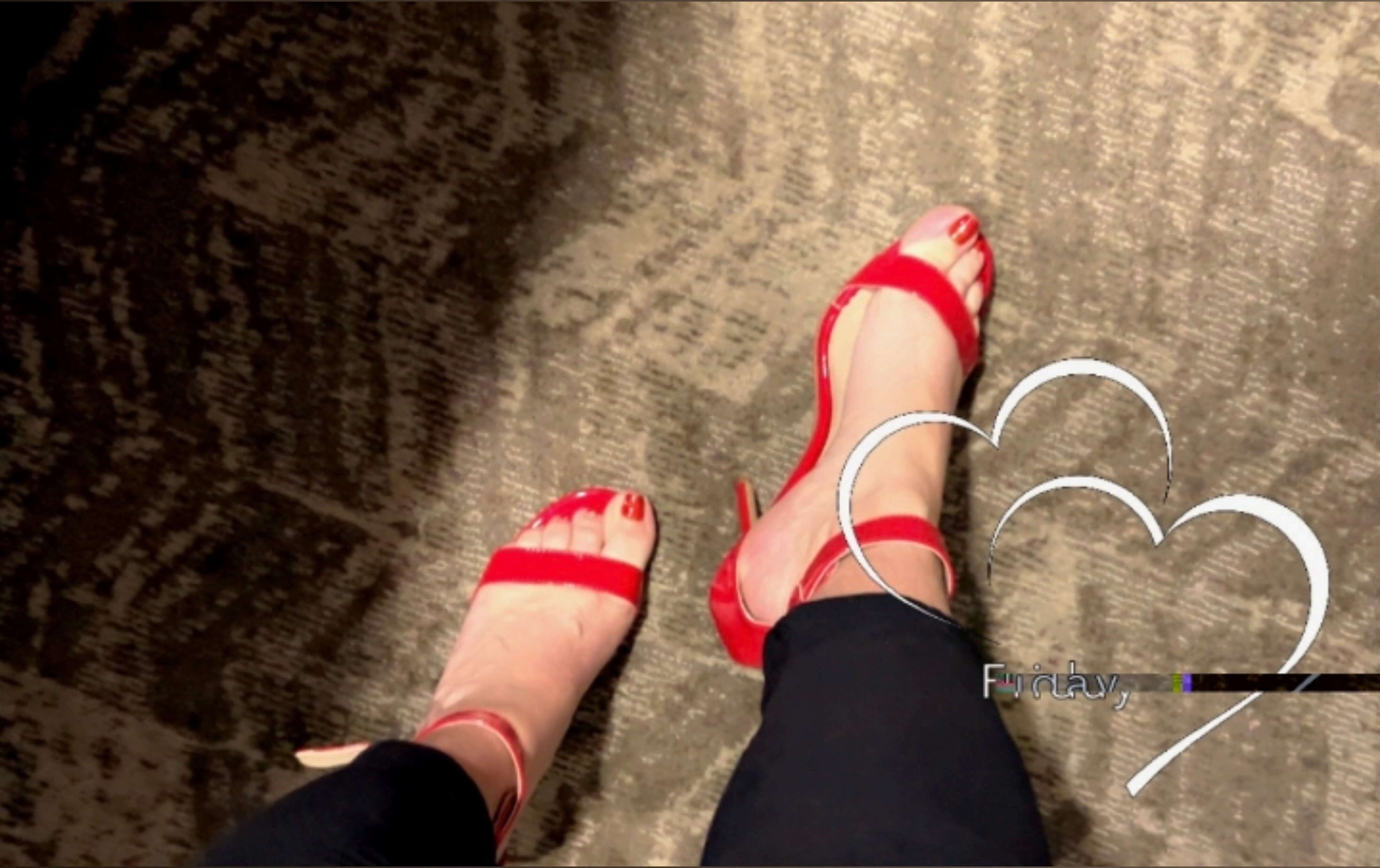 nude godessxangel outdoor