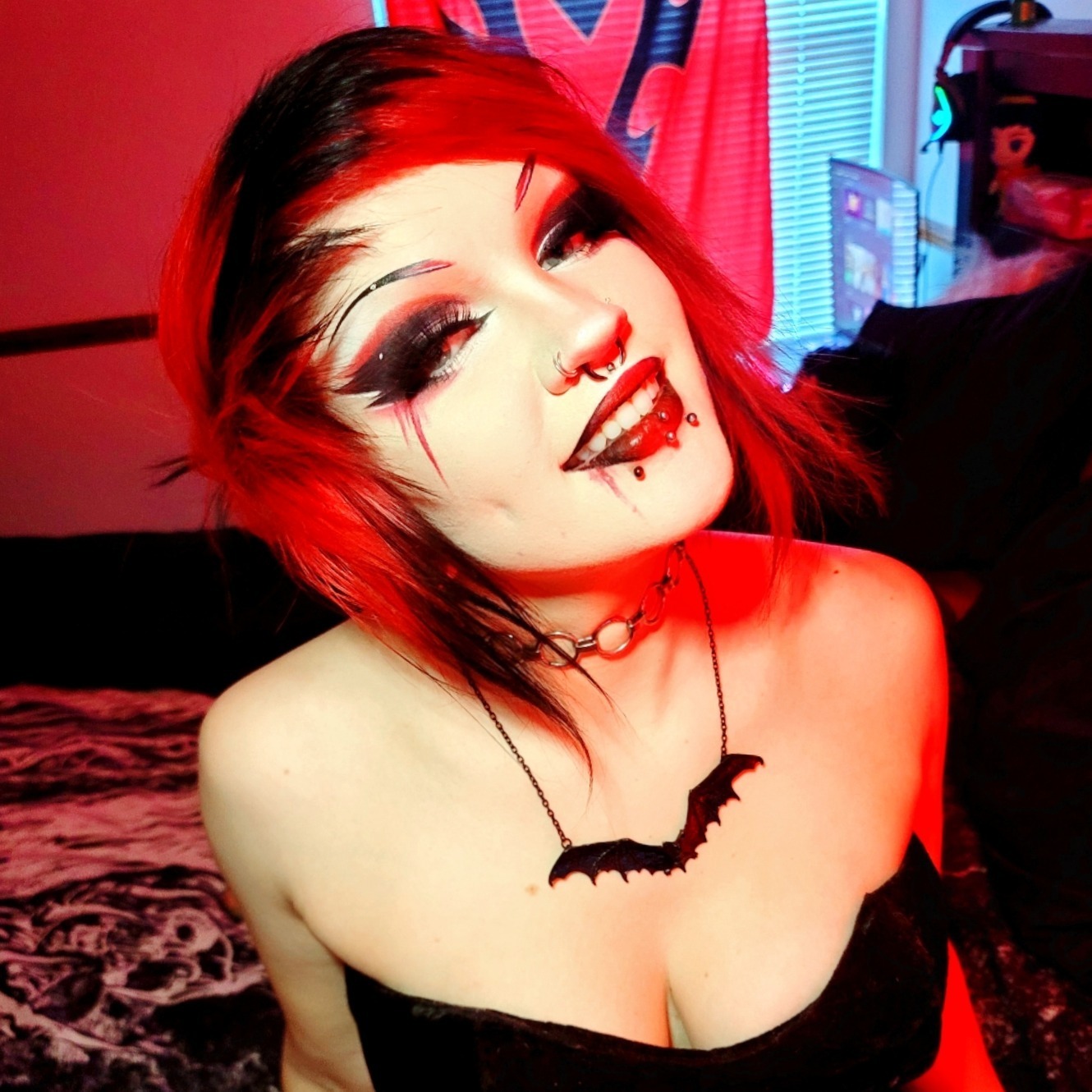 nude oneleeter.free messaging