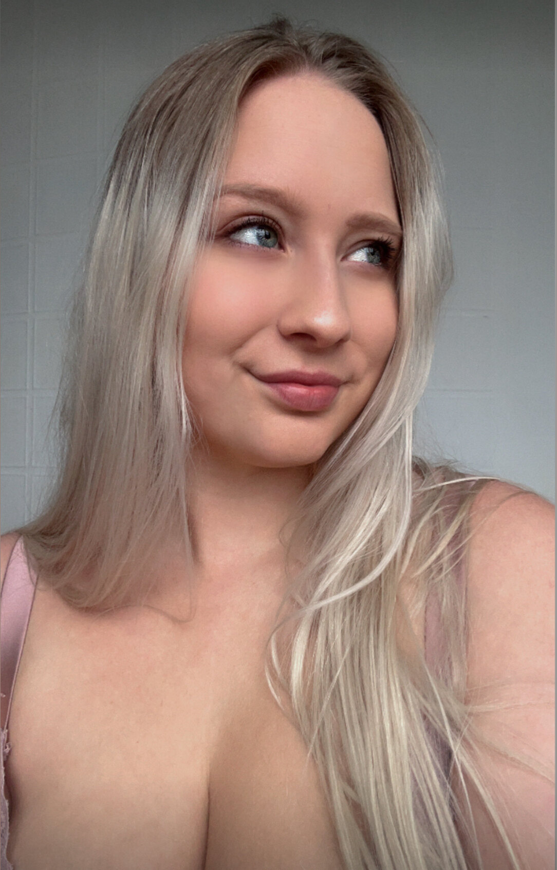 nude sunnyjanee streamer